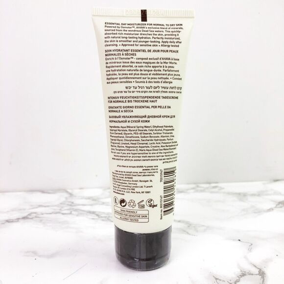 NEW Time to Hydrate Essential Day Moisturizer - AHAVA - Picture 4 of 5